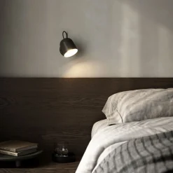 DFTP by Nordlux Angle væglampe, med vippekontakt, sort