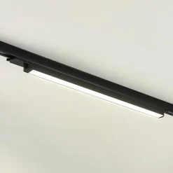 Arcchio Harlow LED-skinnelampe, sort, 69 cm, 4.000 K