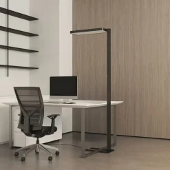 Arcchio LED-gulvlampe Timon, 54W, sort, højde 195 cm