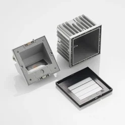 Arcchio LED-vægindbygningslampe Zamo, lamel, sort, IP65