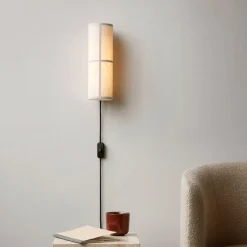 Audo Hashira LED-væglampe med stik, natur^Audo Copenhagen Online