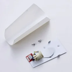 Aurora - elegant væglampe med glasskærm^Lindby