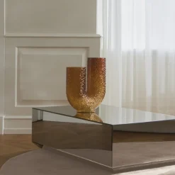 Arura-vase, ravfarvet, højde 40 cm, bredde 34 cm, glas^AYTM Online