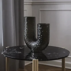 AYTM Møbel Og Interiør>Arura-vase, sort, højde 40 cm, bredde 34 cm, glas