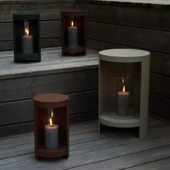 AYTM lygte Ora, mørkerød, højde 28,2 cm, glas, aluminium