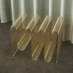 Magasinholder Curva, guld, bredde 40 cm, stål^AYTM Online