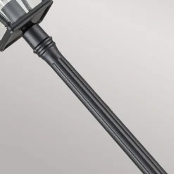 Bayview udendørslampe af støbt aluminium^Elstead Online