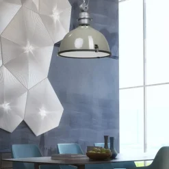 Steinhauer Bikkel - olivengrøn industri-hængelampe