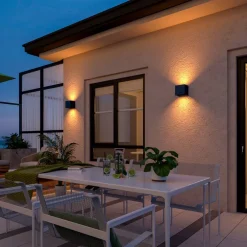 Calex udendørs LED-væglampe Cube, op/ned, højde 10 cm, sort