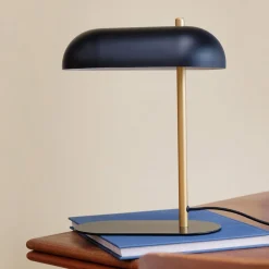 Dyberg Larsen Arch bordlampe, sort/messingfarvet, metal