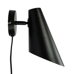 Dyberg Larsen Cale væglampe, højde 24,5 cm, sort