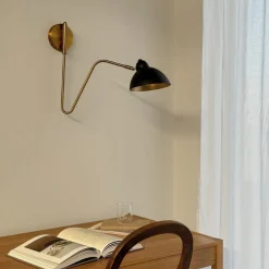 Dyberg Larsen Væglamper>Futura væglampe, sort, metal