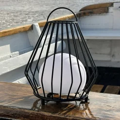 Dyberg Larsen LED-bordlampe Evesham, højde 23 cm