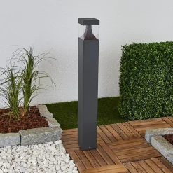 Lucande Gadebelysning>Egon LED pullert med kantet lampekrop