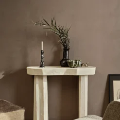 ferm LIVING Gale lysestage, sort, 25,4 cm, aluminium