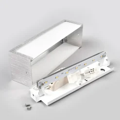 Lindby Firkantet aluminiums LED-væglampe Ranik