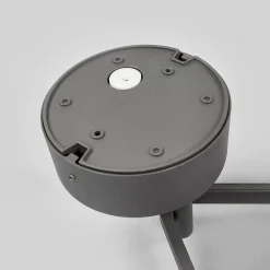 Lucande Firkantet LED-væglampe Mirco med bevægelsessensor