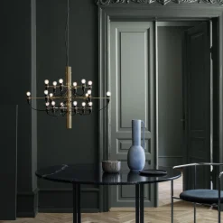 FLOS 2097/18 LED-lysekrone, matteret, messing