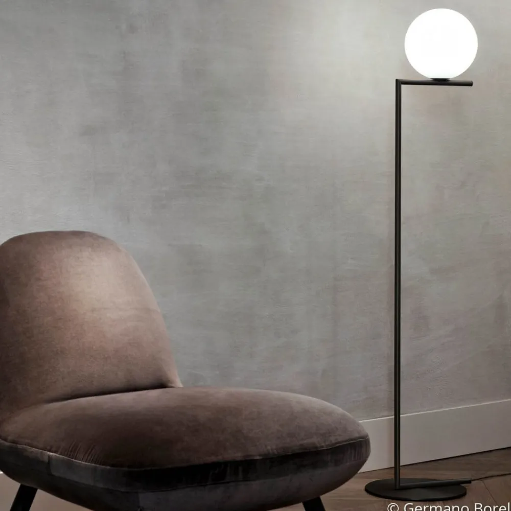 FLOS Gulvlamper|Gulvlamper>IC F2 gulvlampe sort Ø 30 cm