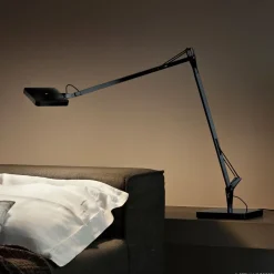 FLOS Arbejdsrum/Kontor|Bordlamper>Kelvin LED-bordlampe i sort