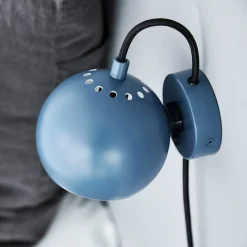 væglampe kuglemagnet, petrolblå^FRANDSEN Best