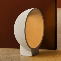 Gaia LED-sokkellampe, grå, beton, højde 38,8 cm^FARO BARCELONA New