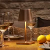 Sigor Dekorationsbelysning|Terrassebelysning>Genopladelig LED-bordlampe Nuindie mini, USB-C, bronze, IP54, dæmpbar.