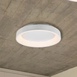 Trio Lighting Girona LED-loftlampe med fjernbetjening, hvid