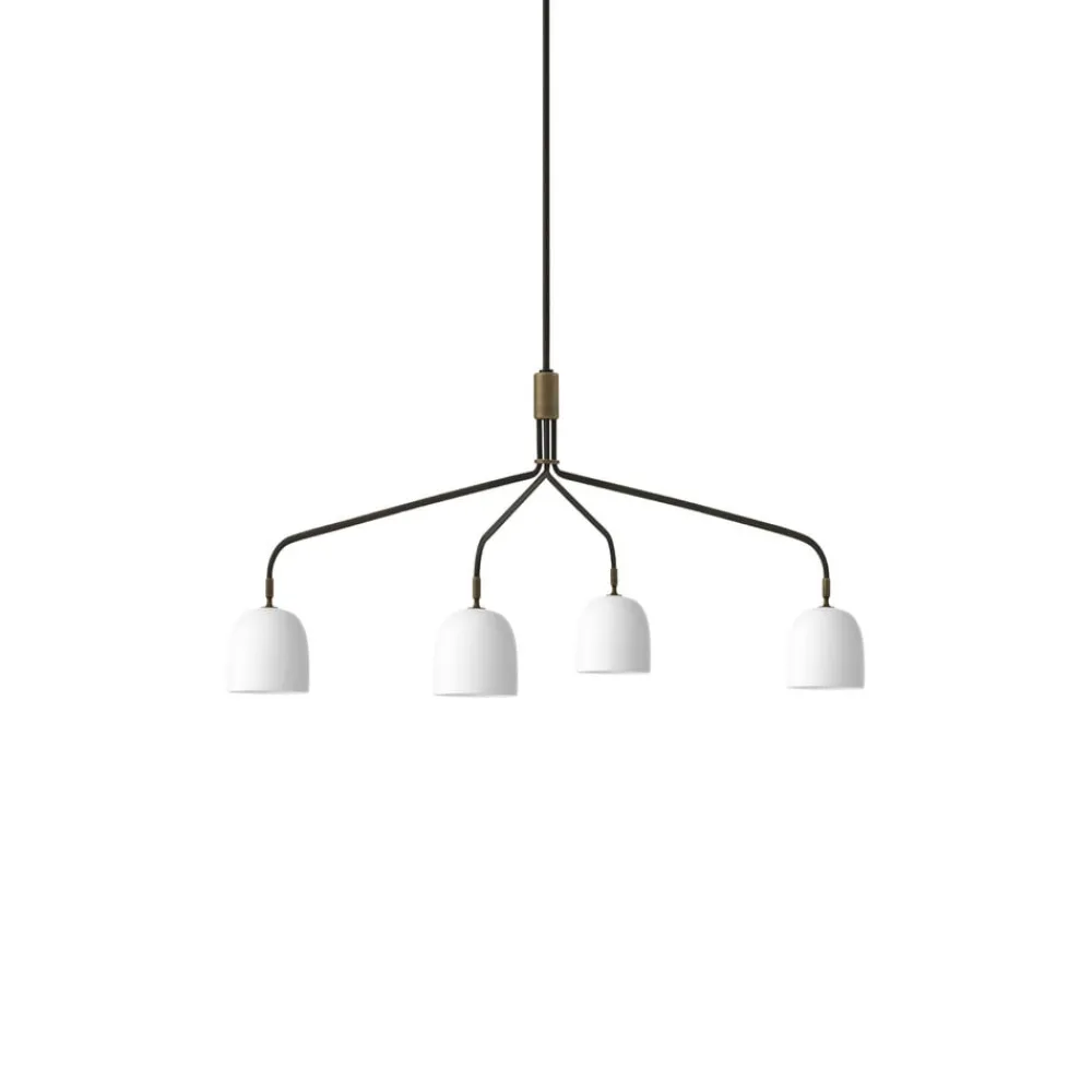 GUBI Lysekroner>Lysekrone Howard 4-lys 134x103 cm hvid/gunmetal
