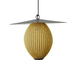 Satellite udendørs pendel, 45x27 cm, sort/sennepsguld^GUBI