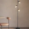 Reality Leuchten Gulvlamper>Gulvlampe Cadiz, sort/ravfarvet, 3 lyskilder, højde 154 cm
