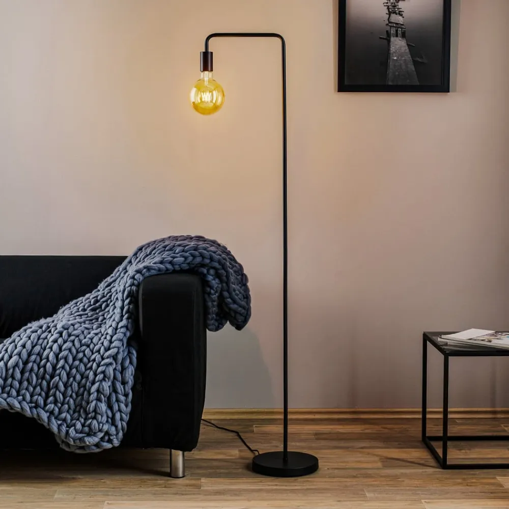 Gulvlampe Diallo uden skærm mat sort^Trio Lighting Discount