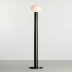 ALDEX Gulvlampe Flo, grøn, højde 138 cm, 1 lyskilde, glas