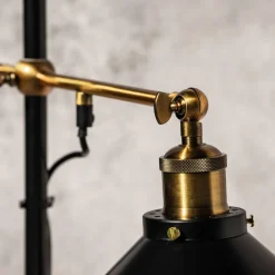 Gulvlampe Lenius med bevægelig skærm^Globo Online