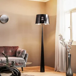 Aluminor Gulvlampe Totem LS med krom-finish, sort