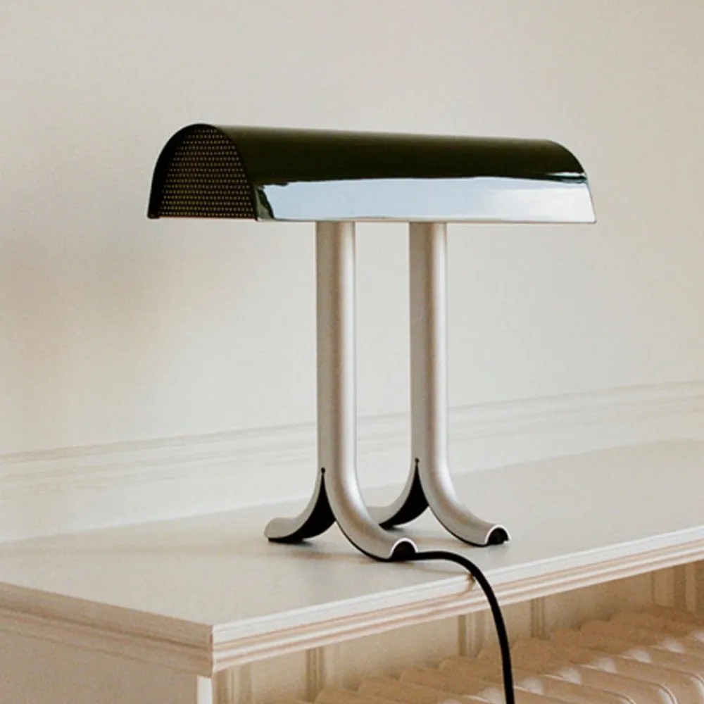 HAY Anagram bordlampe, sort jern