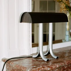 HAY Anagram bordlampe, sort jern