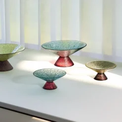 Stor sød glasskål, blå/rød, glas, Ø 25 cm^Hübsch Outlet