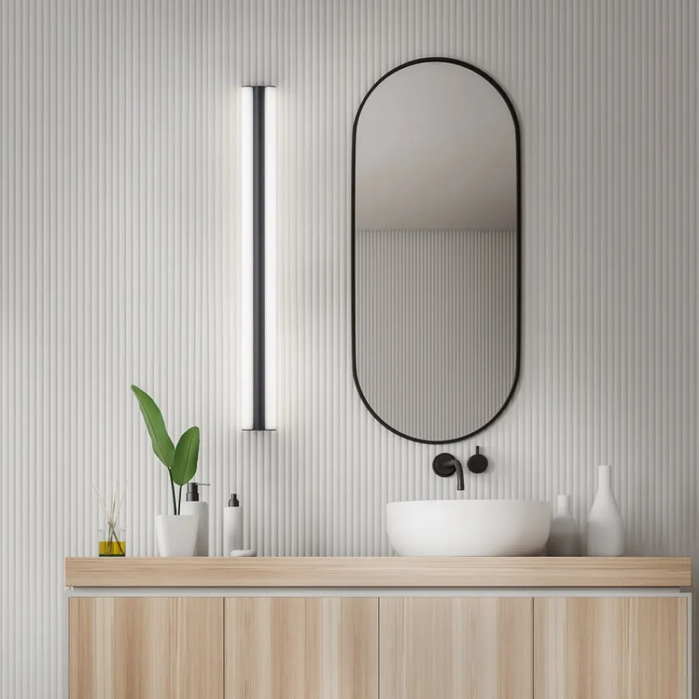 Helestra LED-spejllampe LOOM, længde 120 cm, sort, IP44