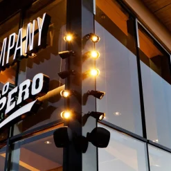 LEDS-C4 Hubble udendørs spotlampe, antracit, GU10, aluminium