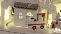 Konstsmide Christmas Hus og Kirke LED-adventsstage, batteridrift