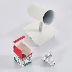 Hvid Iluk spot til væg og loft^Lindby Outlet