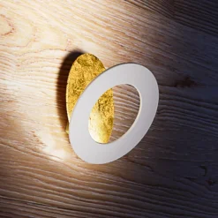 ICONE Vera LED-væglampe 930 Ø26cm guld/hvid