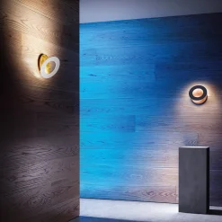 ICONE Vera LED-væglampe 930 Ø26cm guld/hvid