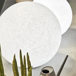 Ideal Lux Doris lampe med jordspyd, hvid, plast, Ø 78 cm^Ideallux Best