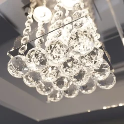 Iøjnefaldende LED-loftslampe Lisandra^Lindby Hot