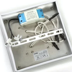 Iøjnefaldende LED-loftslampe Lisandra^Lindby Hot