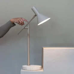 IT´S ABOUT ROMI IT'S ABOUT ROMI bordlampe Izmir, sandfarvet, højde 59 cm