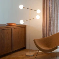 IT´S ABOUT ROMI IT'S ABOUT ROMI Gulvlampe Copenhagen, beige, glas, drejelig
