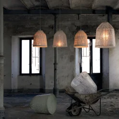 Karman Black Out udendørs hængelampe Ø 35 cm hvid